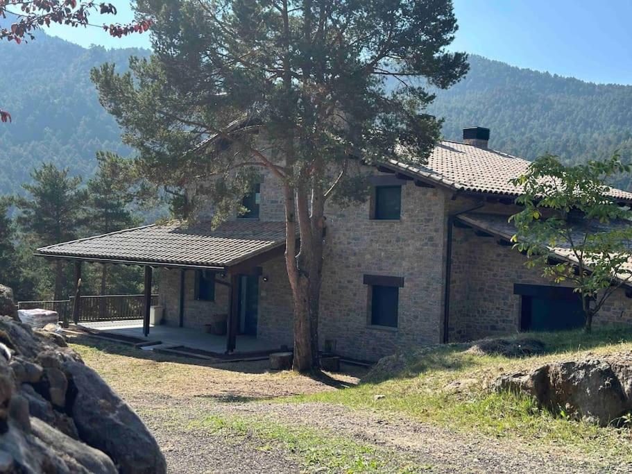 فيلا Cal Manubens Castellar del Riu المظهر الخارجي الصورة